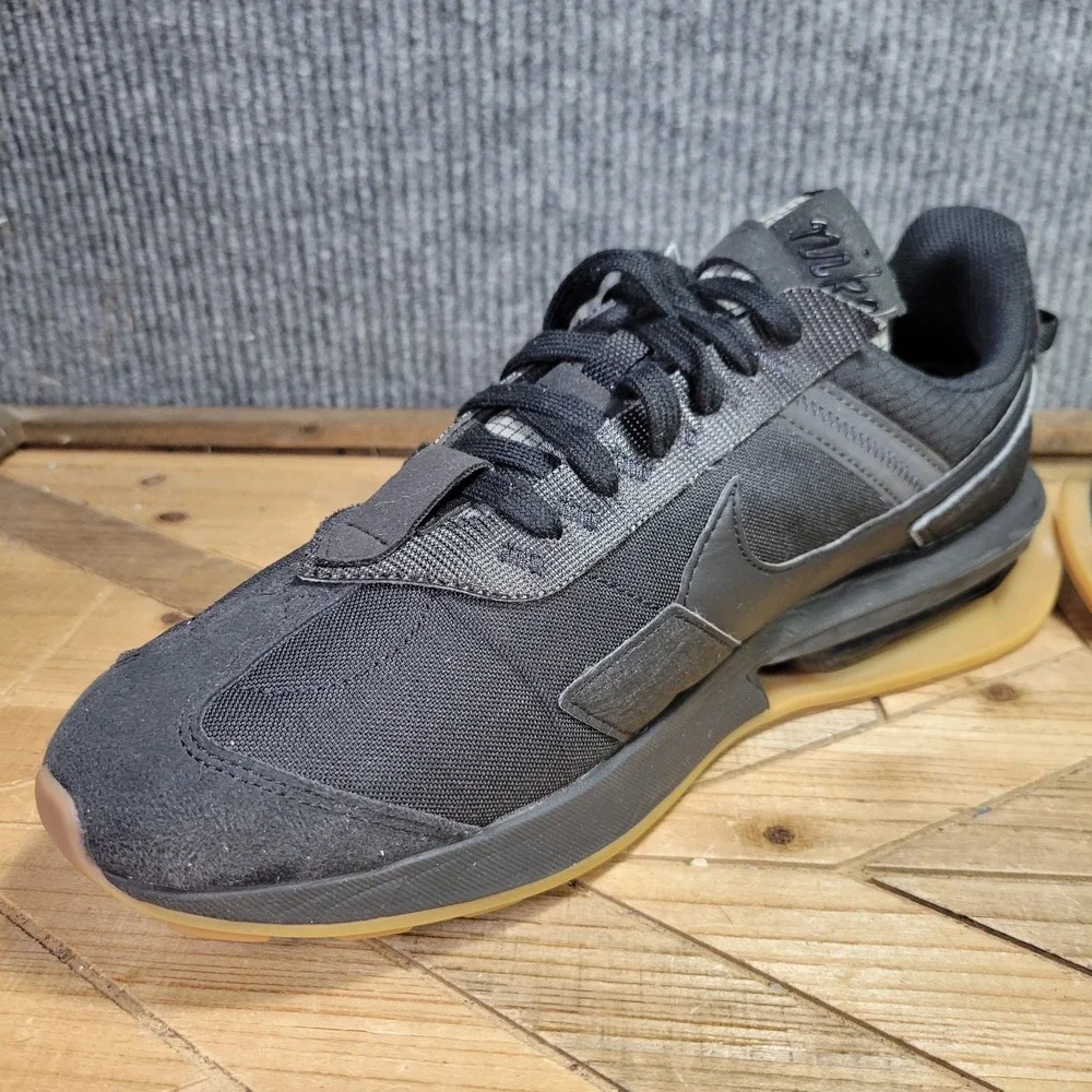 Nikeโ Air Max Flyknit Racer Mens Size 12 Black Gum Sole DZ4397-001 - Picture 6 of 14